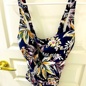 Anne Cole one piece swimsuit. Size 8